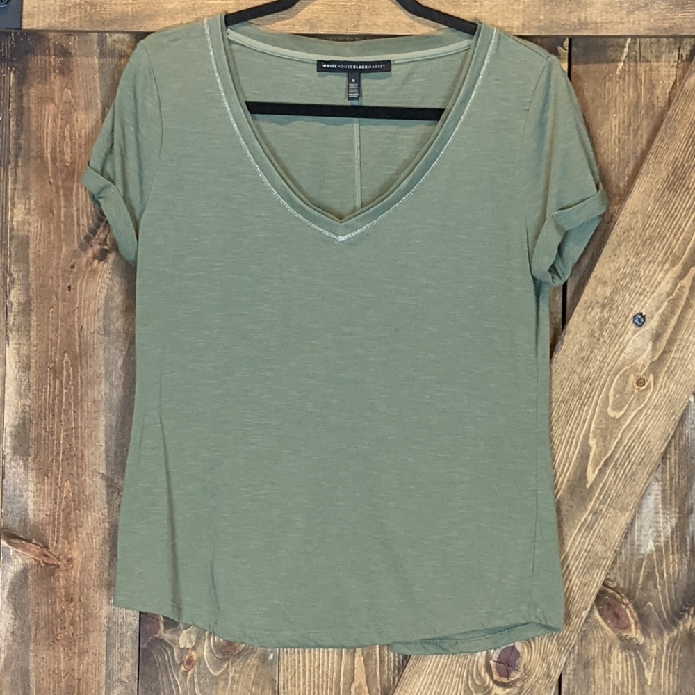 WHBM Green v-neck t-shirt